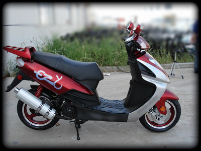 ezy scooter 150cc side view